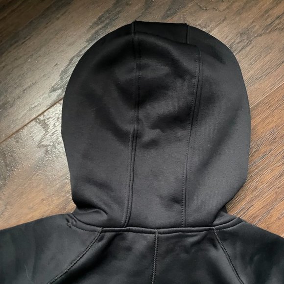Under Armour Small Black Cold Gear Hooded Sweatshirt - NWT - Picture 4 of 6